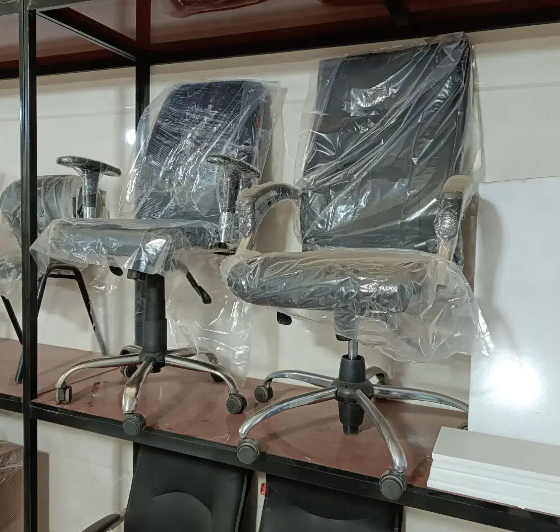 صندلی گردان شرکتی استوک|صندلی و نیمکت|قم, کلهری|دیوار