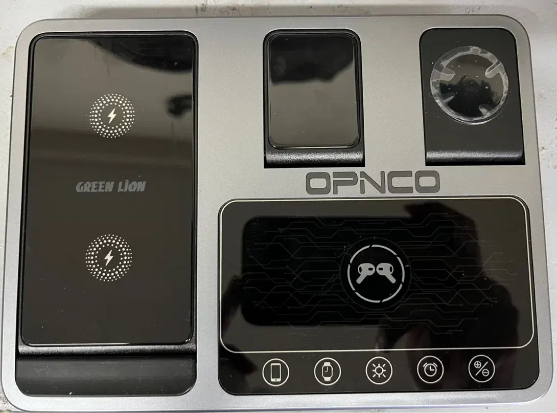 شارژر بیسیم ۴ در ۱ گرینلاین (Green Lion 4 in 1 )|لوازم جانبی موبایل و تبلت|قزوین, |دیوار