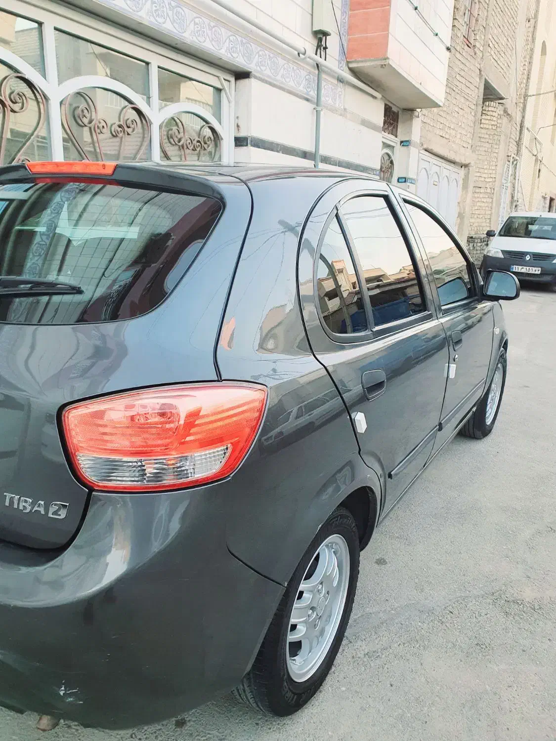 تیبا ۲مدل ۹۶|خودرو سواری و وانت|شیراز, فرودگاه شهید دستغیب شیراز|دیوار