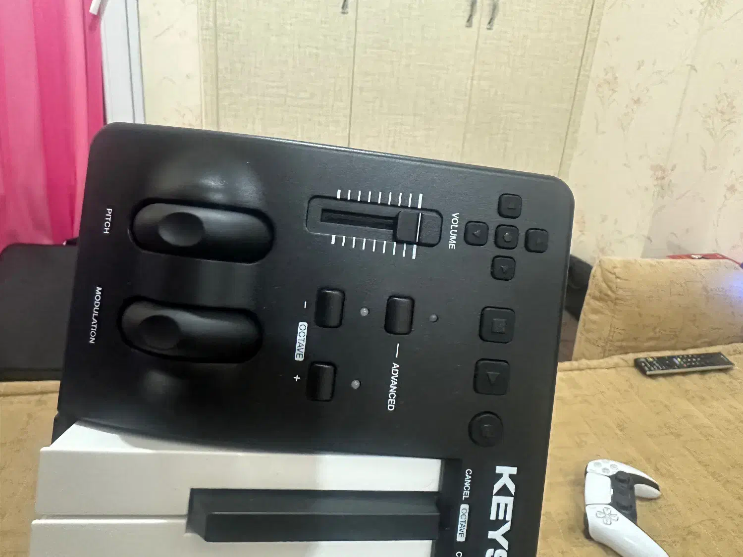 میدی کنترلر حرفه ایkeystation61|پیانو، کیبورد، آکاردئون|بندرعباس, |دیوار
