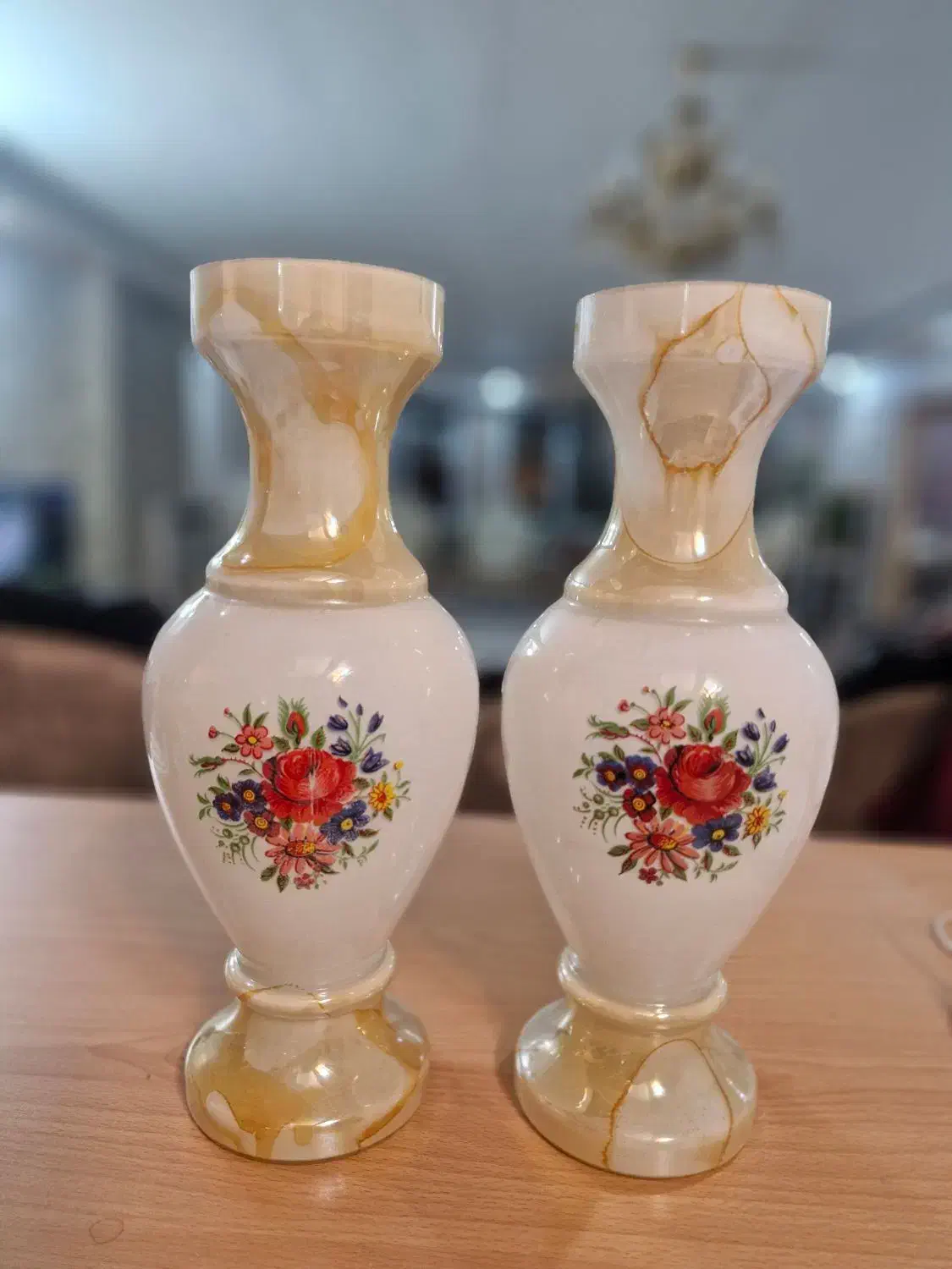 گلدان قدیمی|کلکسیون اشیاء عتیقه|برخوار, |دیوار