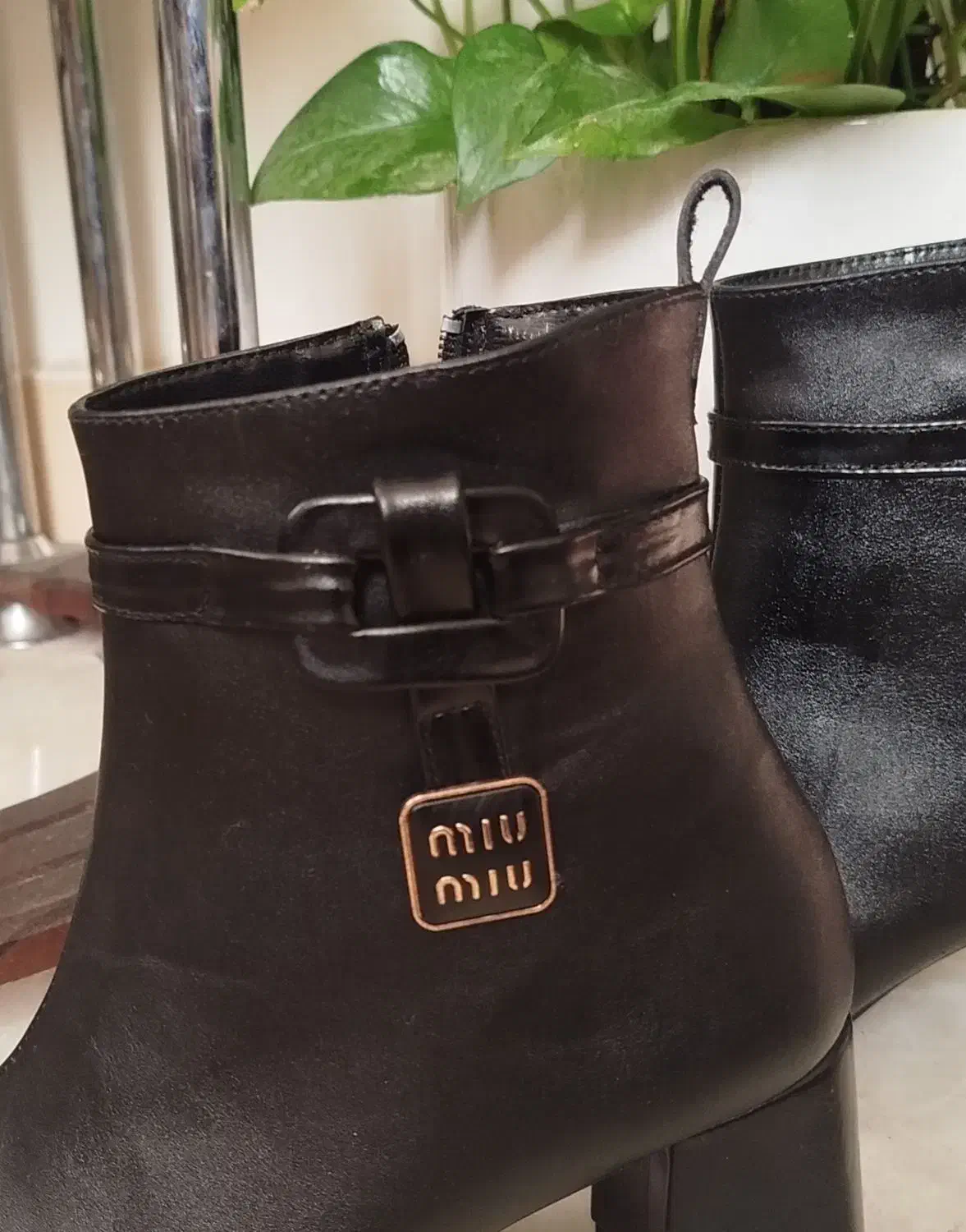 بوت و نیم بوت|کیف، کفش، کمربند|خمین, |دیوار