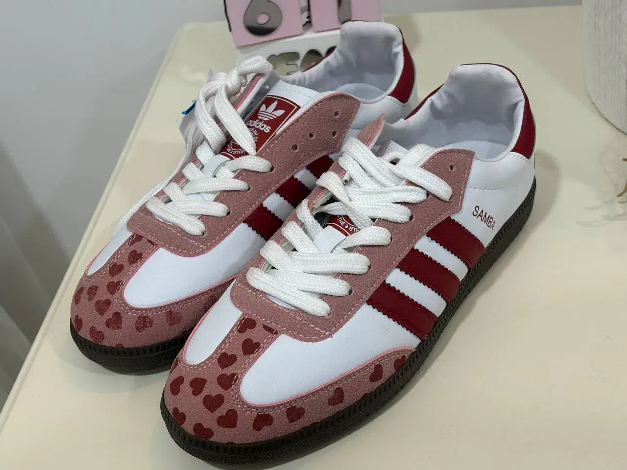 کتونی دخترونه|کیف، کفش، کمربند|کردکوی, |دیوار