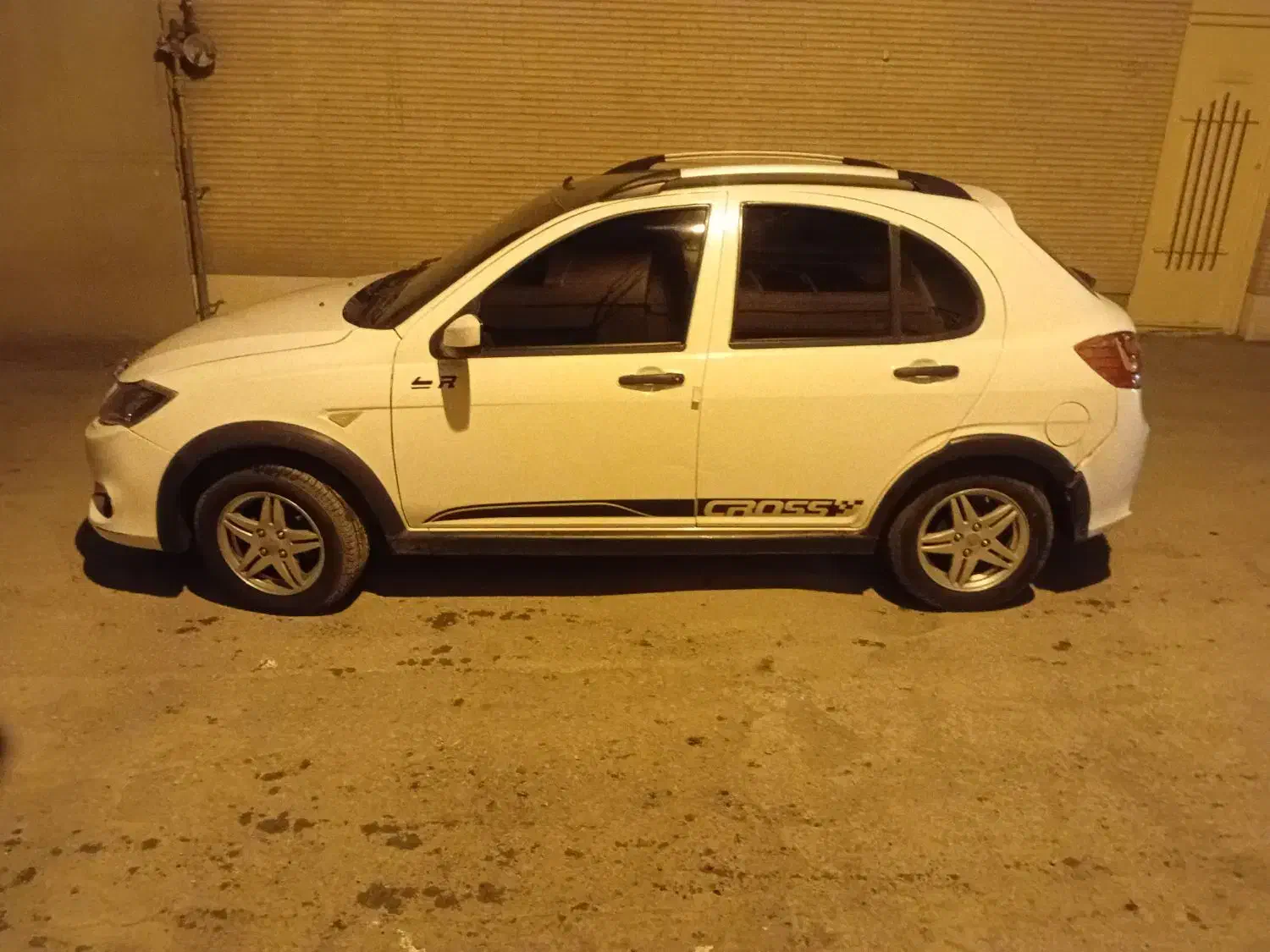 کوییک R مدل ۹۹ سفید مشکی|خودرو سواری و وانت|سیرجان, |دیوار