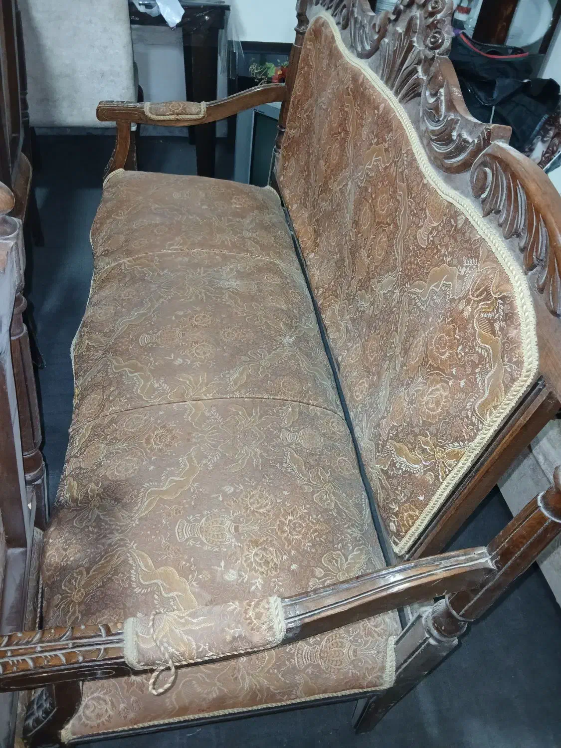 مبل|مبلمان خانگی و میز عسلی|مشهد, حضرت حجت|دیوار