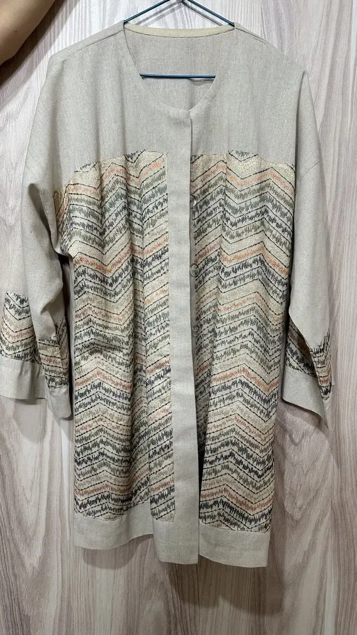 پالتو فوتر و مانتو سوزن‌دوزی|لباس|خمینی‌شهر, |دیوار