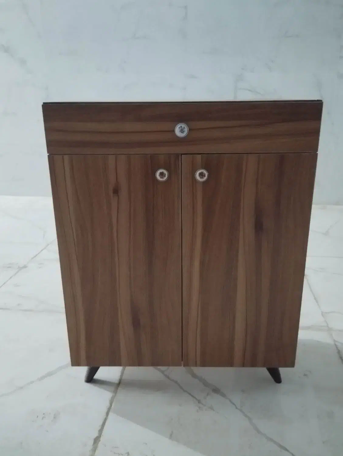 میزناهارخوری وجاکفشی ومیزتحریر|جاکفشی، کمد، دراور|فولادشهر, مسکن مهر فولادشهر|دیوار