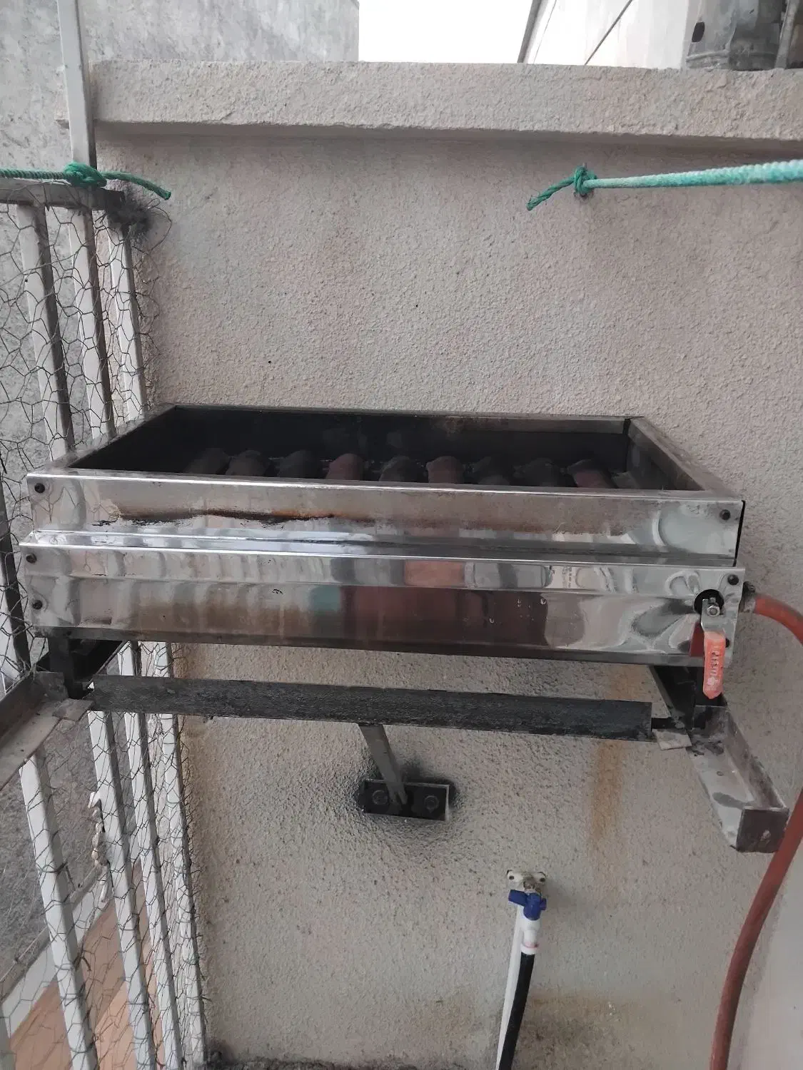 کباب پز گازی سالم|اجاق گاز و لوازم برقی پخت‌وپز|ایلام, |دیوار