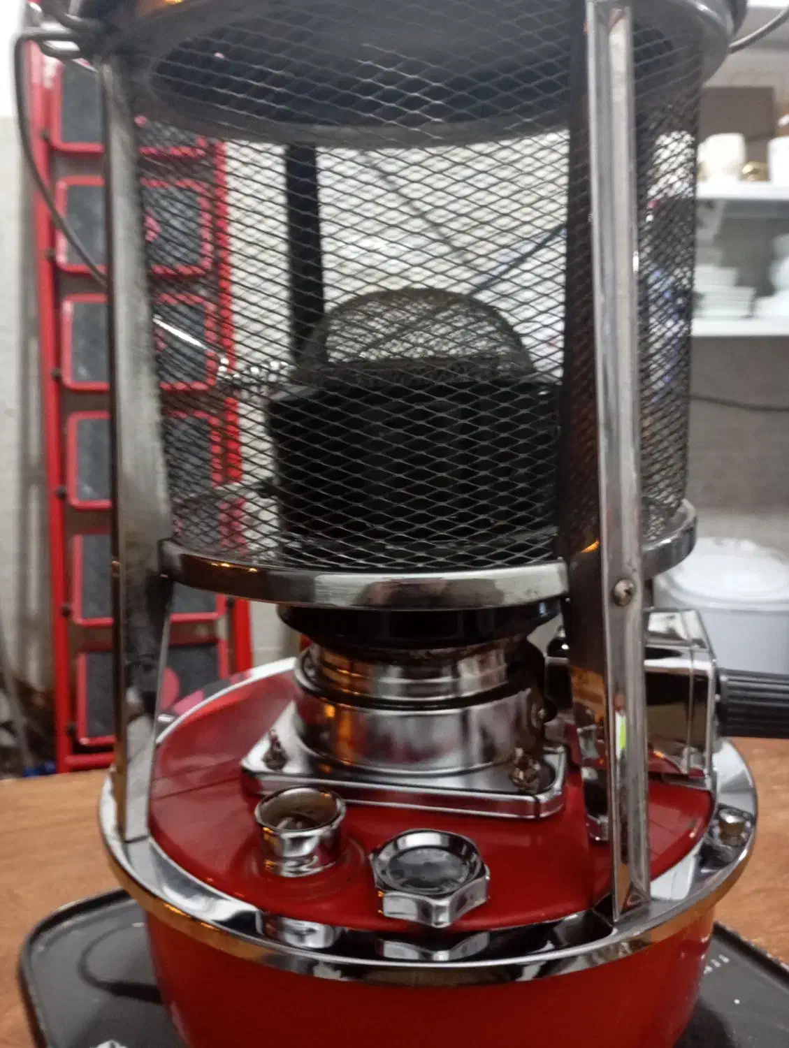 چراغ ژاپنی نفتی|کلکسیون اشیاء عتیقه|بم, |دیوار