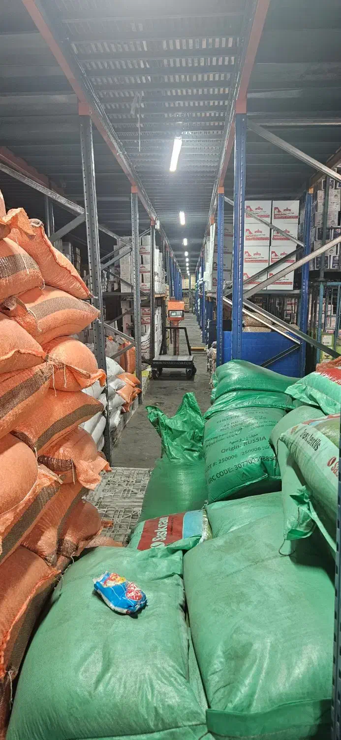 کارگر انبار پخش مواد غذایی و شوینده|استخدام خدمات فروشگاه و رستوران|کرج, شهرک احمدیه|دیوار