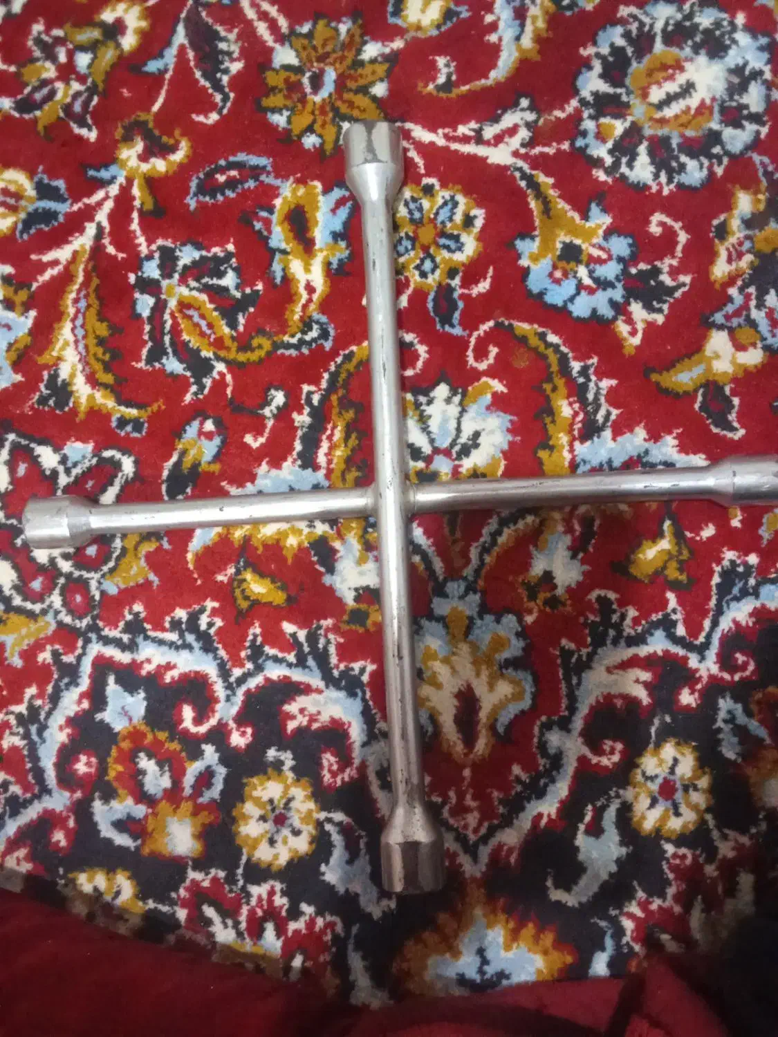 آچار چرخ چهار پر|قطعات یدکی و لوازم جانبی|سمنان, |دیوار