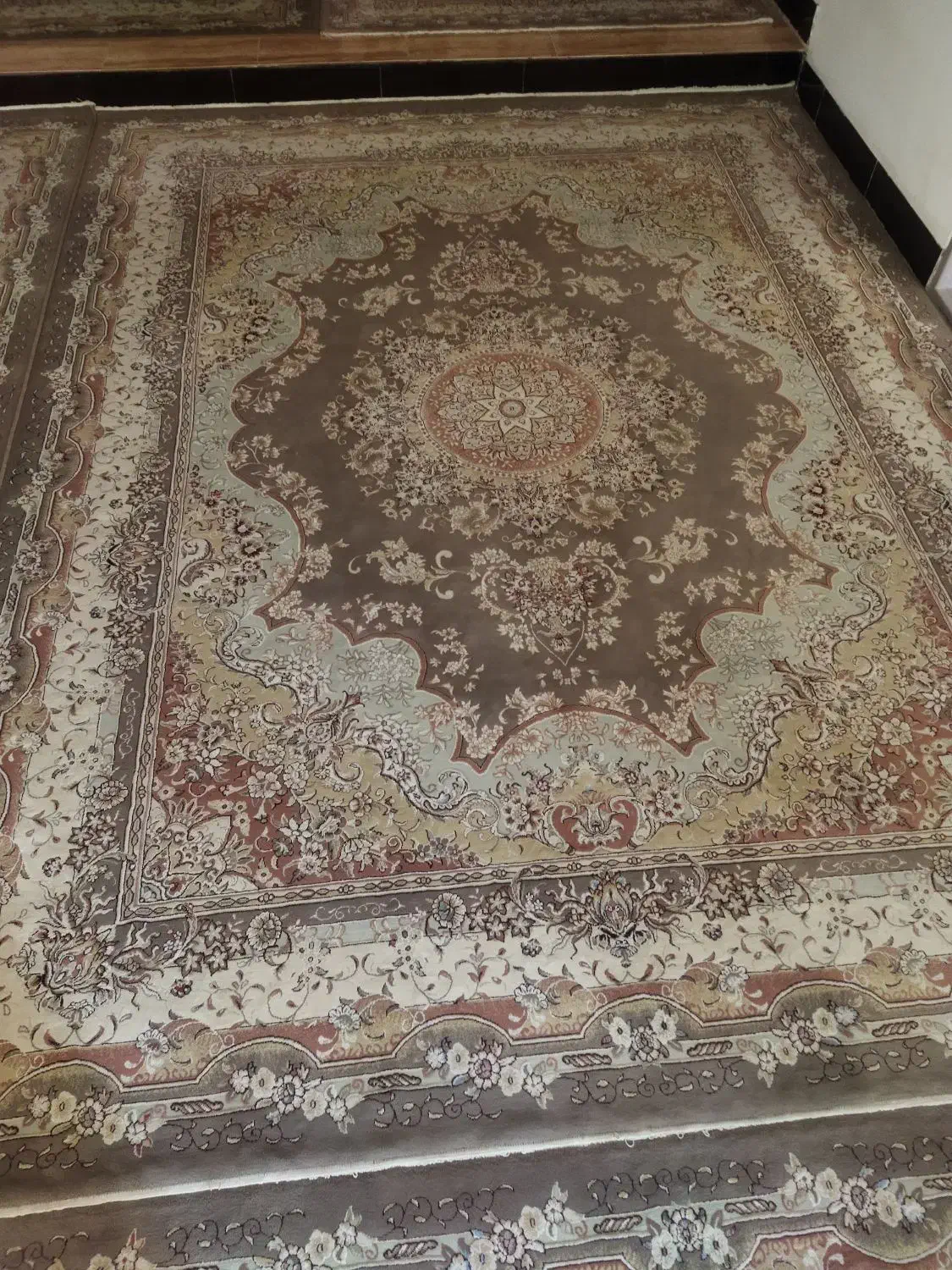 فرش 700شانه سالم سالم|فرش|کوهدشت, |دیوار