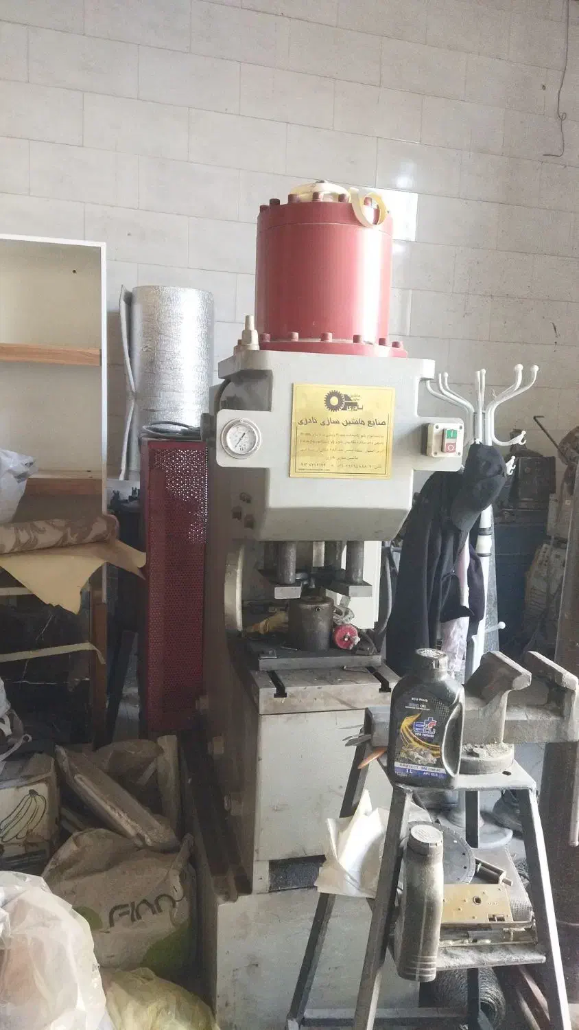 یک‌دستگاه‌بانچ‌درحد‌نو|ماشین‌آلات صنعتی|ابریشم, |دیوار