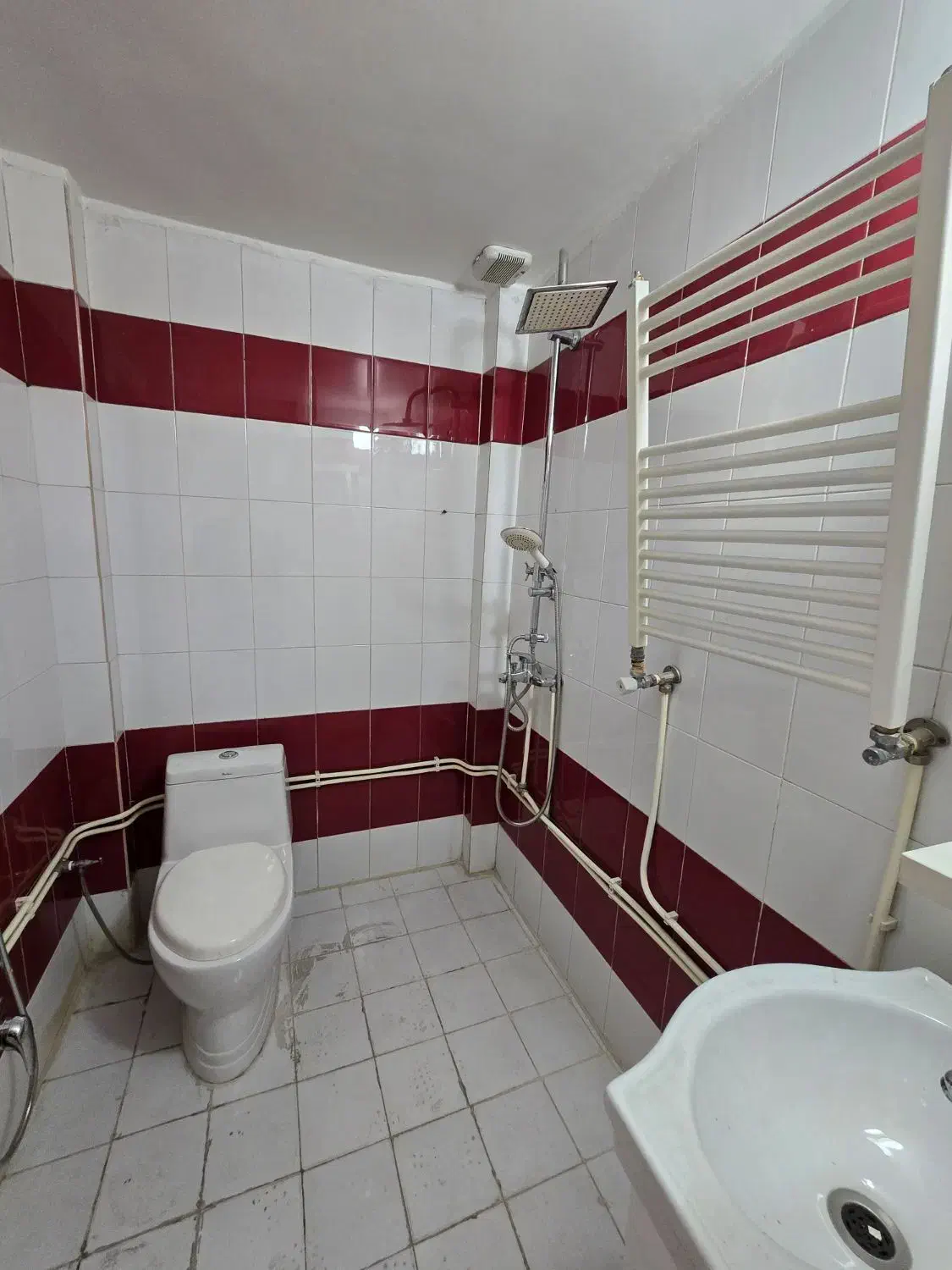 ۸۴ متری ۲ خوابه