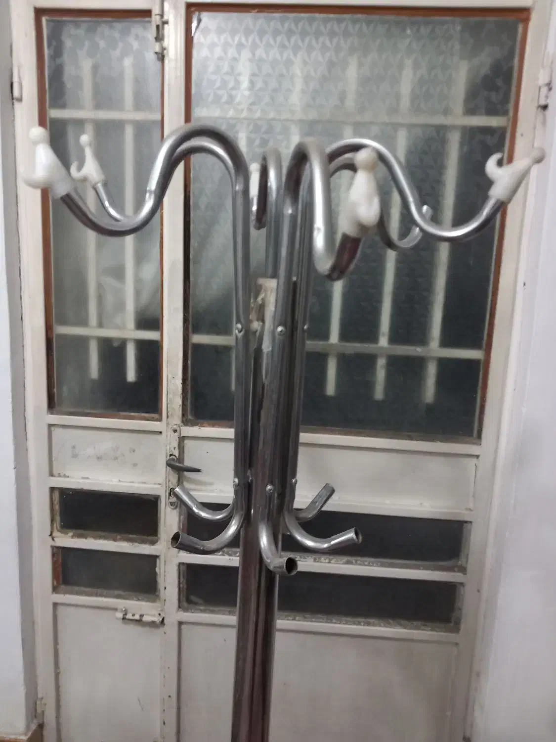 جالباسی سنگی|مبلمان خانگی و میز عسلی|نیشابور, گنبد سبز|دیوار