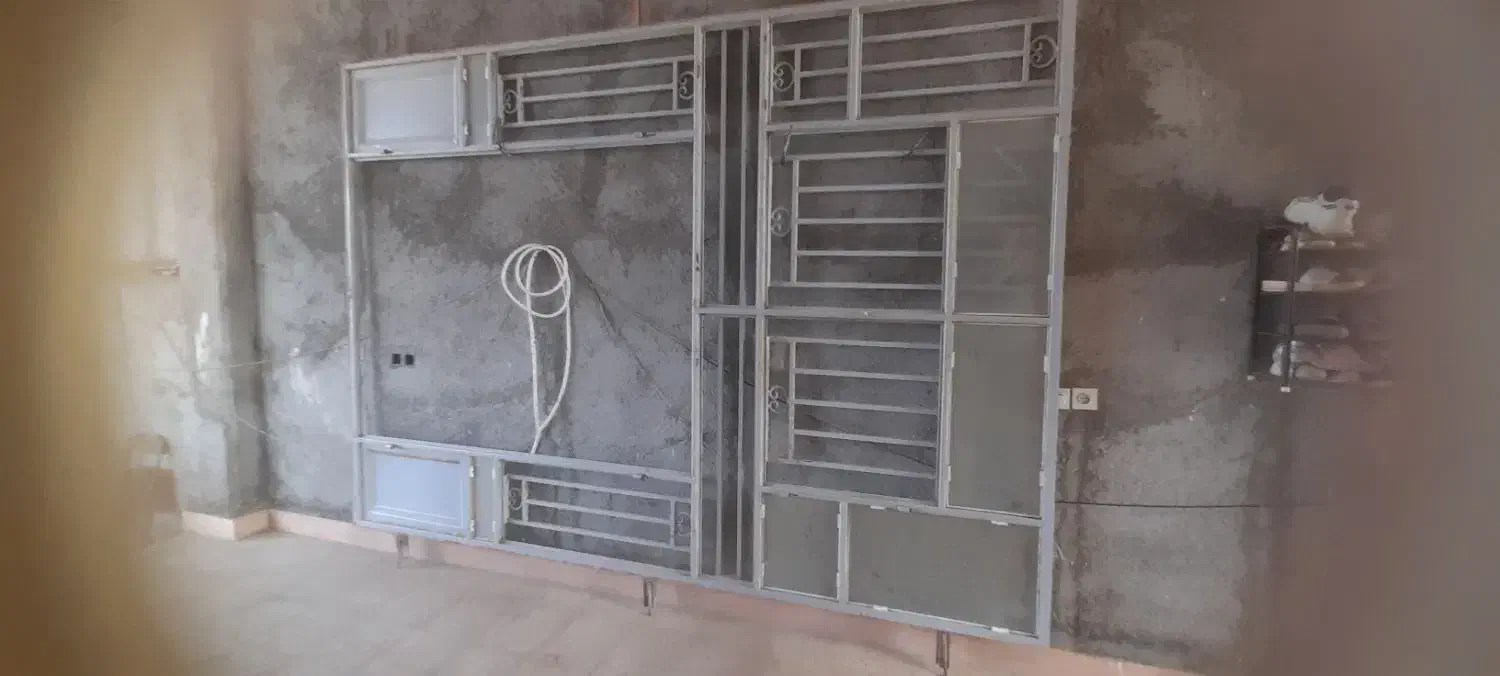 درب مغازه|مصالح و تجهیزات ساختمان|سیمین شهر, |دیوار