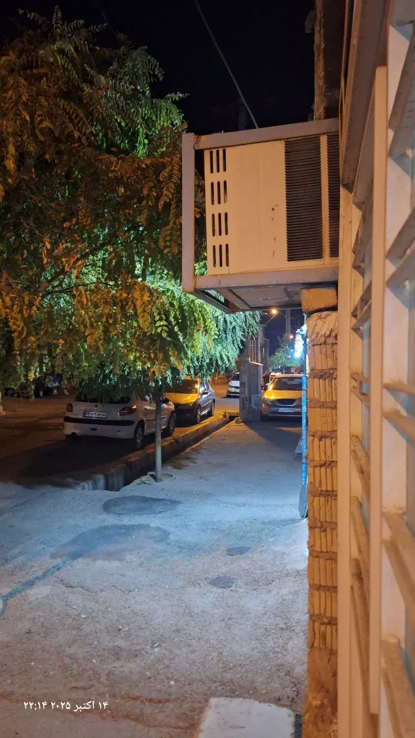 کولر گازی پنجره ای .برند ال جی .|کولر گازی و فنکوئل|شیراز, کوشک میدان|دیوار