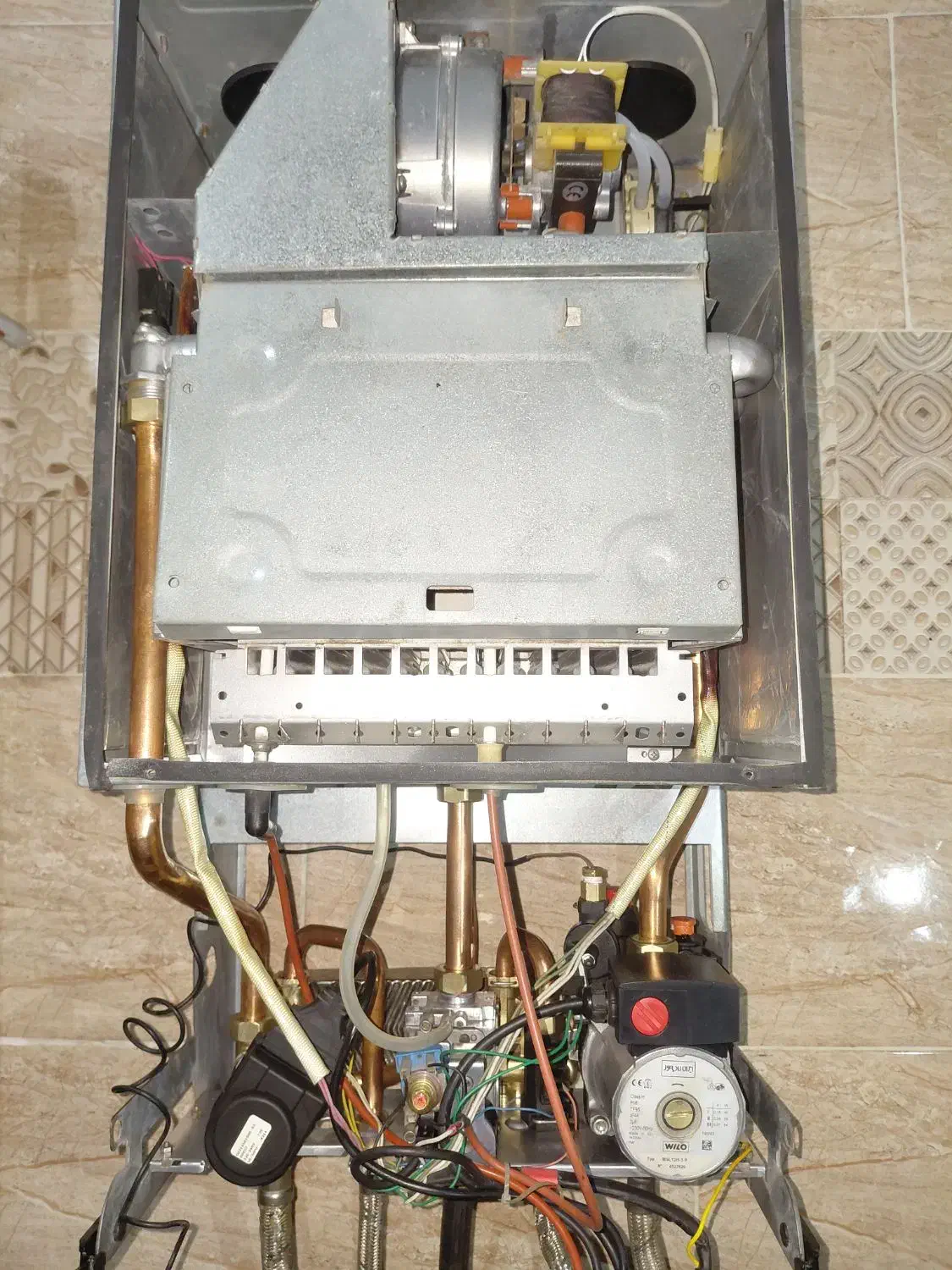 پکیج ایران رادیاتور مدل ام|آبگرمکن، پکیج، شوفاژ|رشت, آزادگان|دیوار