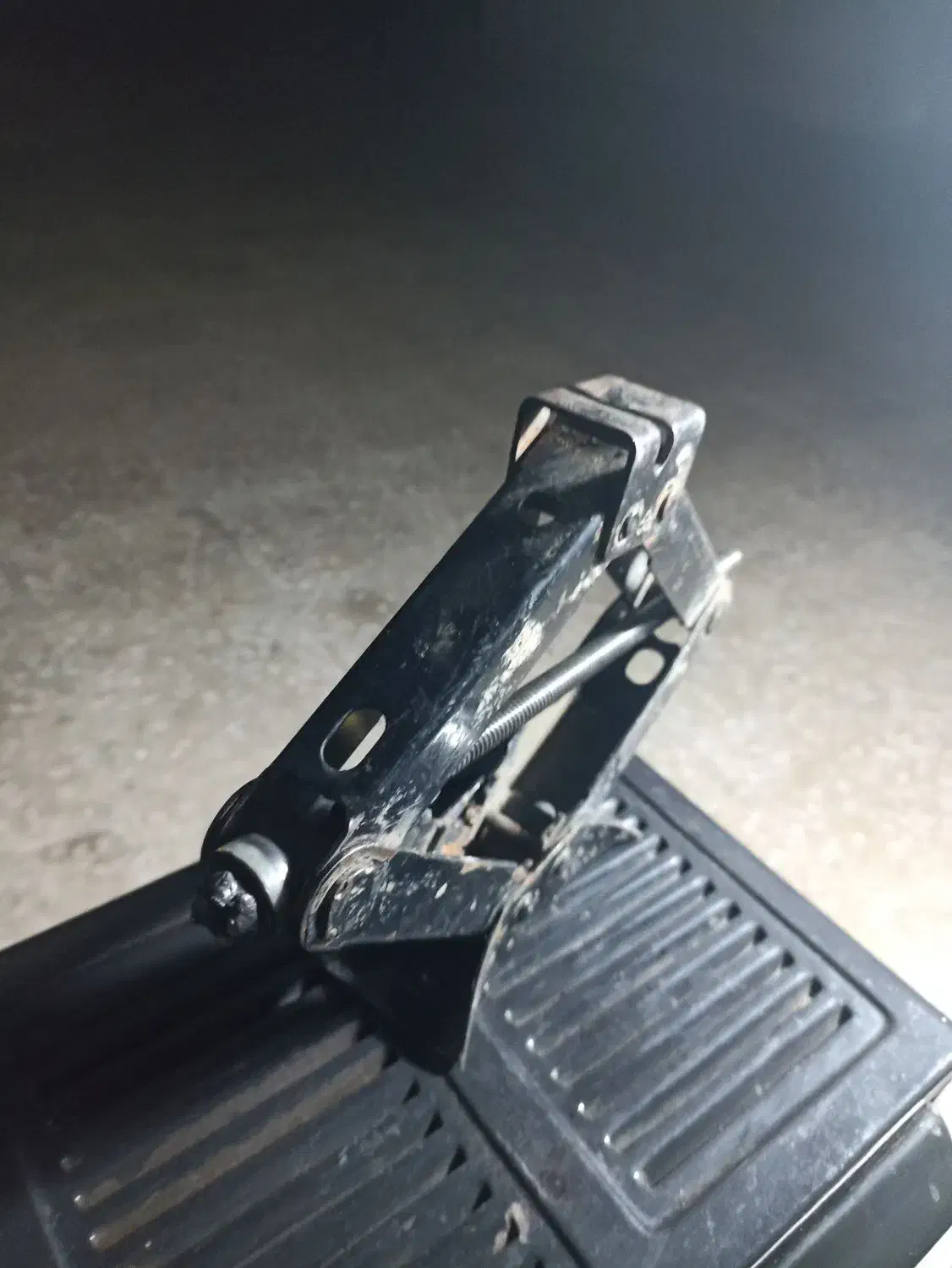 جک ماشین|قطعات یدکی و لوازم جانبی|همدان, |دیوار