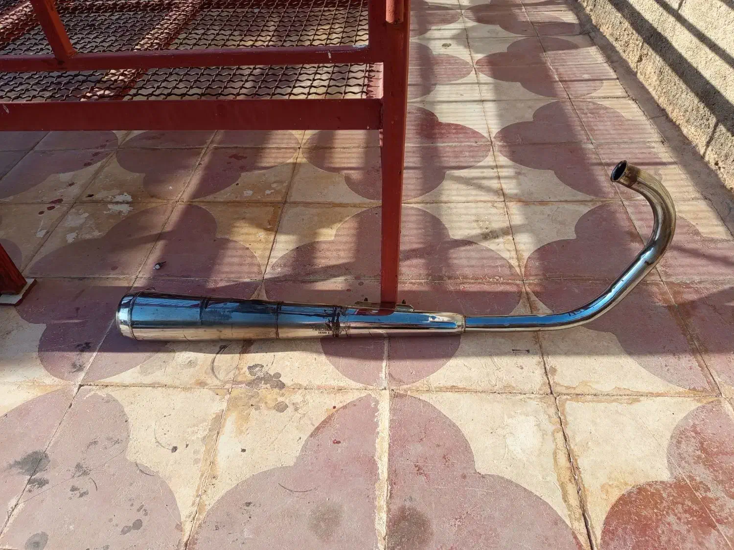 اگزوز موتور سیکلت|قطعات یدکی و لوازم جانبی|شیراز, شهرک صنعتی شیراز|دیوار