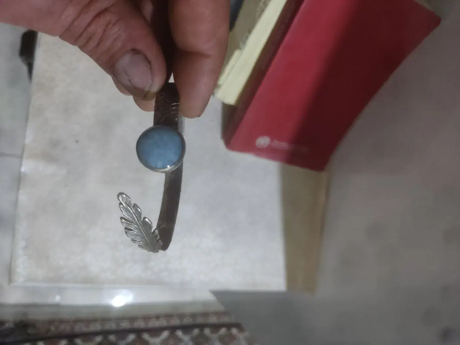 تک دست نقره|جواهرات|شاهین‌شهر, مسکن مهر|دیوار