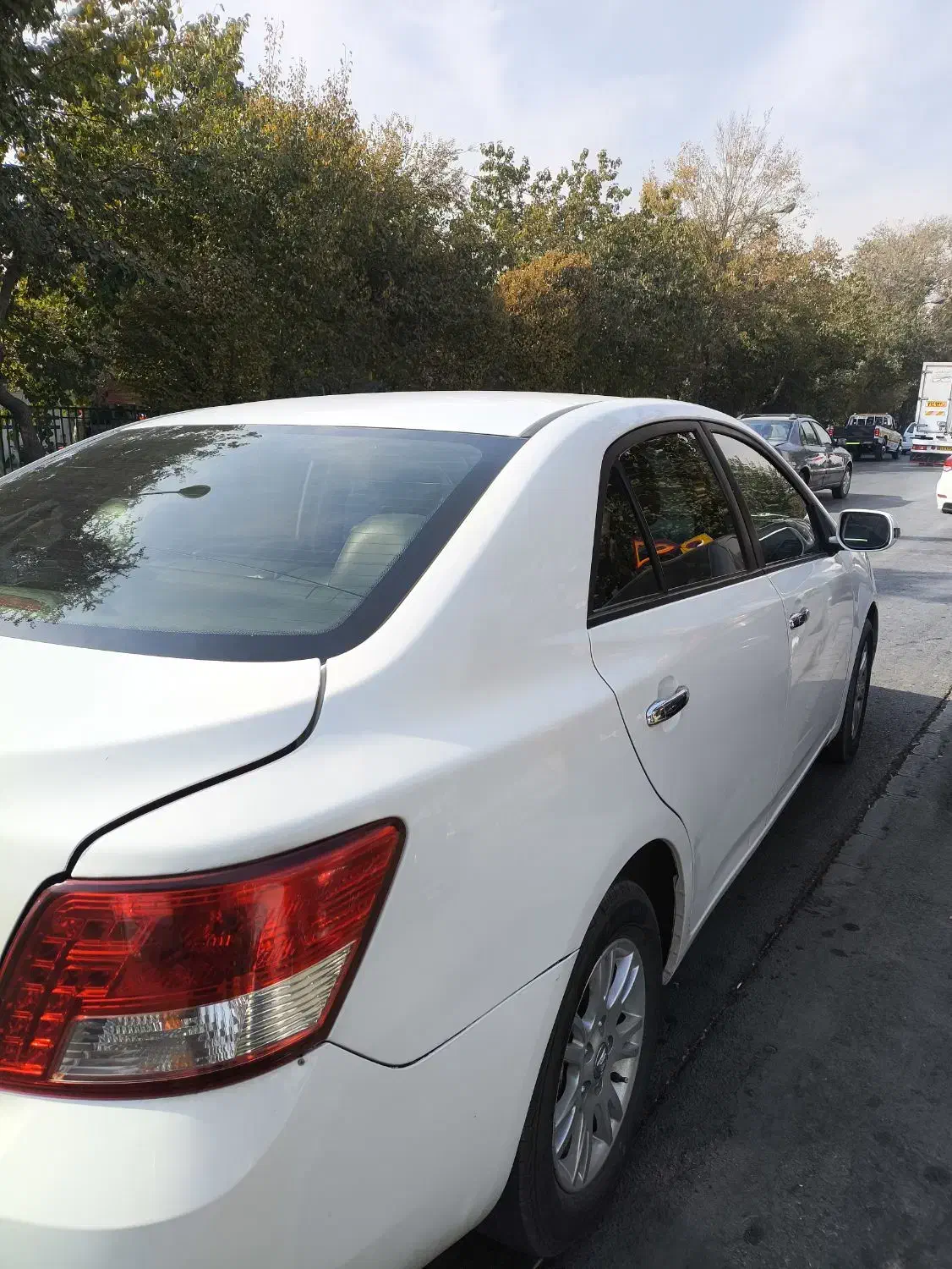 ماشین آریو اتومات|خودرو سواری و وانت|مبارکه, |دیوار