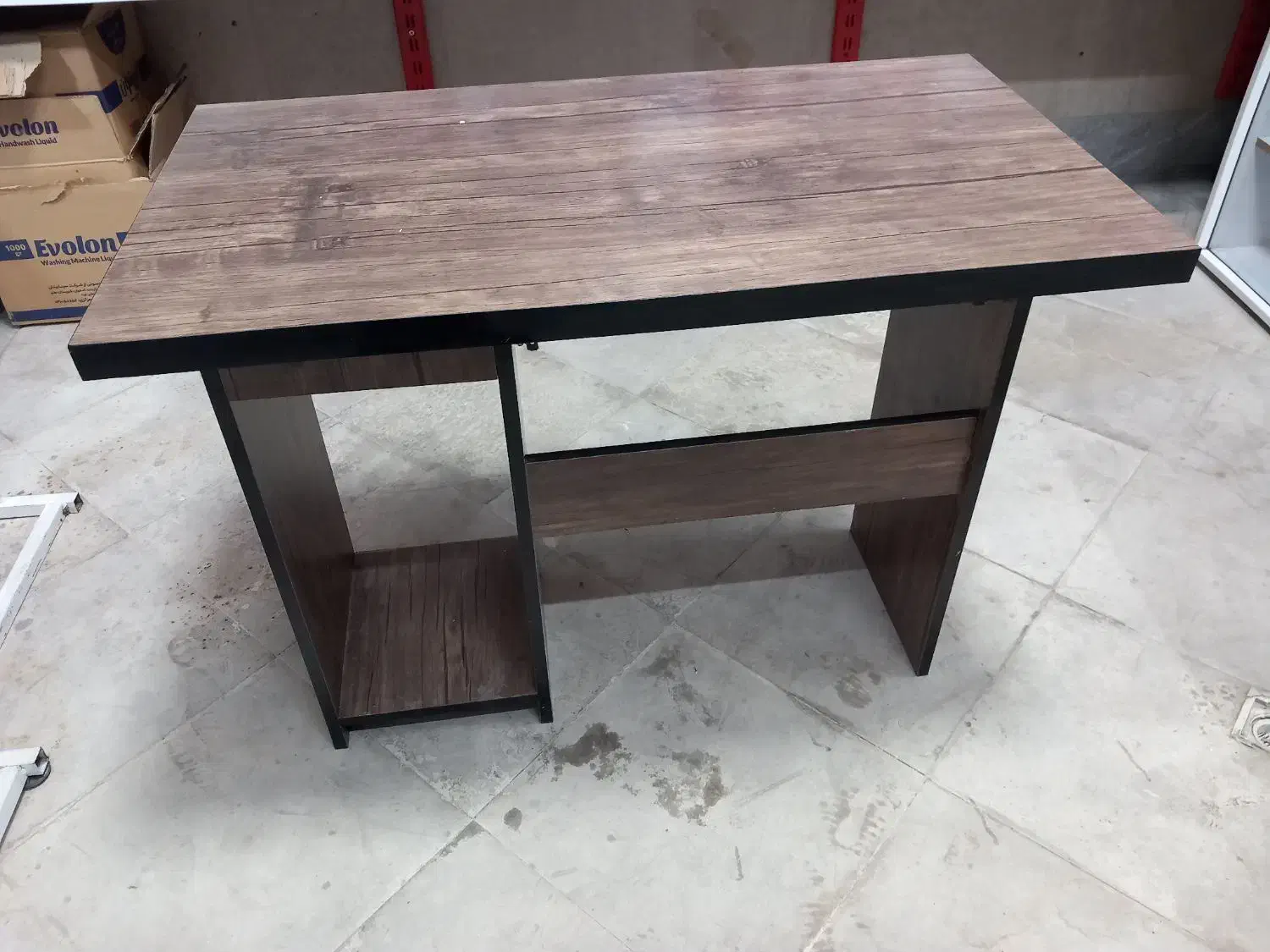 میز تحریر و کامپیوتر در حد نو|میز تحریر و کامپیوتر|قرچک, باقرآباد|دیوار