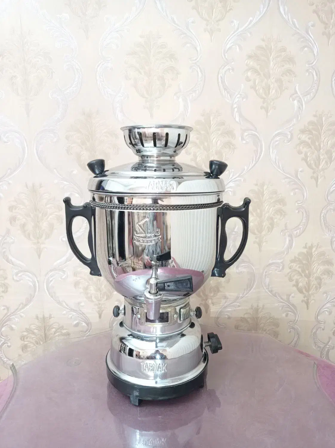 سماور گازی ۶لیتر آکبند برنز اصل تابناک قدیمی ضخیم|سماور، چایساز، قهوهساز|تبریز, |دیوار