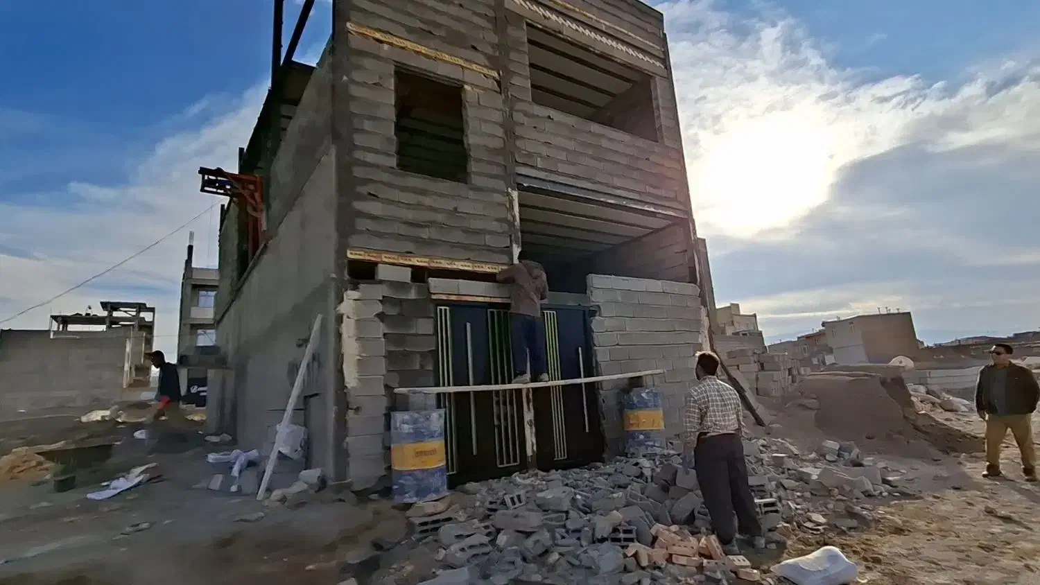 فروش خانه نیمه کاره،دوطبقه،فاز3،کوچه10متری|فروش خانه و ویلا|مشگین شهر, |دیوار