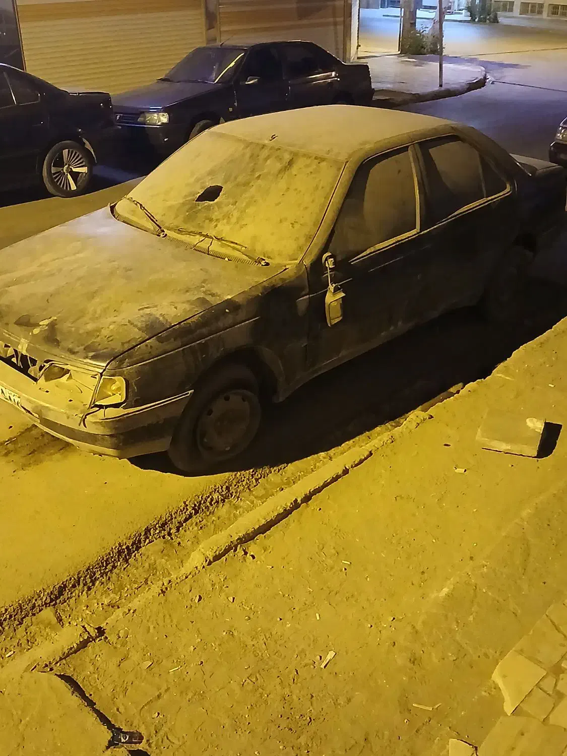 ماشین پژو۲۰۰۰|خودرو سواری و وانت|ساوه, |دیوار