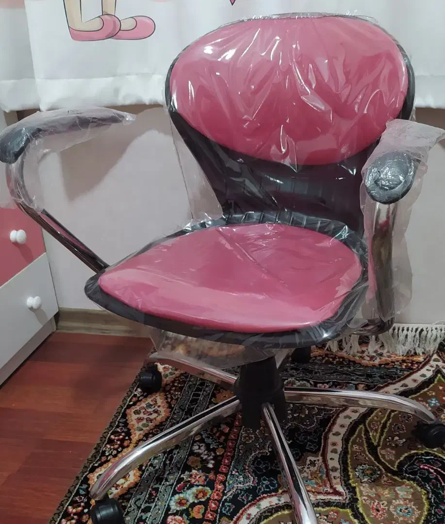 صندلی چرخدار،جکدار|صندلی و نیمکت|پرند, فاز ۵|دیوار