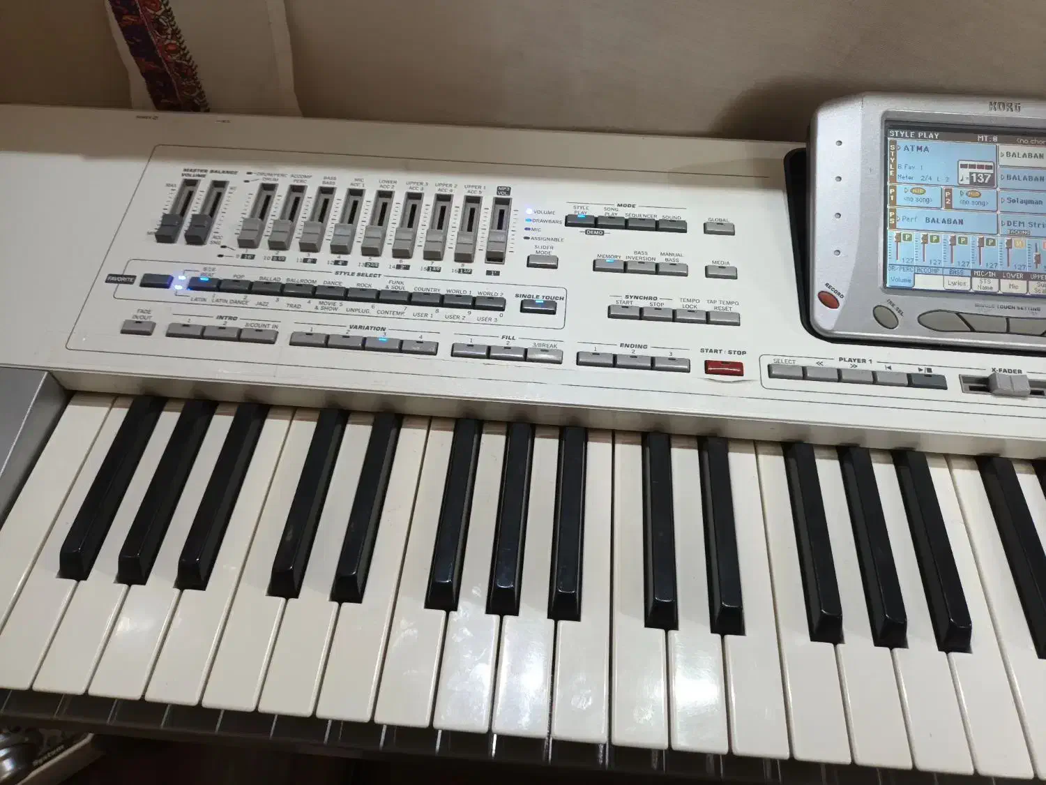 ارگ  پیانو کاملاً سالم وبی نقص|پیانو، کیبورد، آکاردئون|تبریز, |دیوار