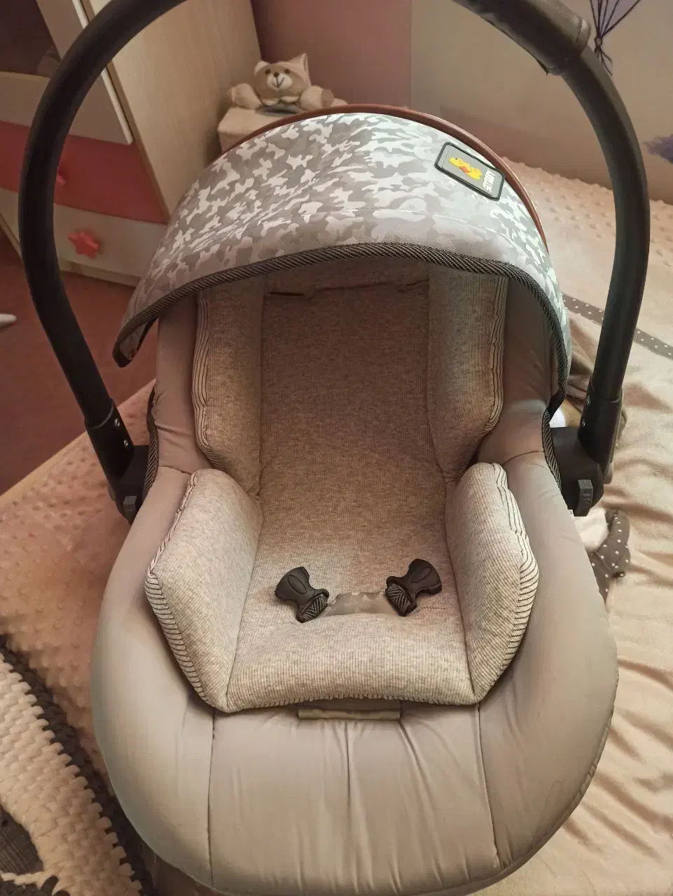 کریر|اسباب و اثاث بچه|هشتگرد, فاز ۷ مهستان|دیوار