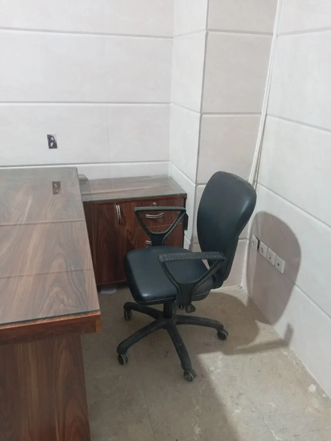 میز و صندلی|مبلمان اداری|اردبیل, |دیوار