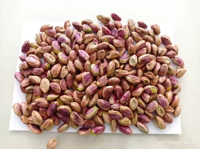 پسته دهن بست روآبی و کلو وپوک|خوردنی و آشامیدنی|سروستان, |دیوار