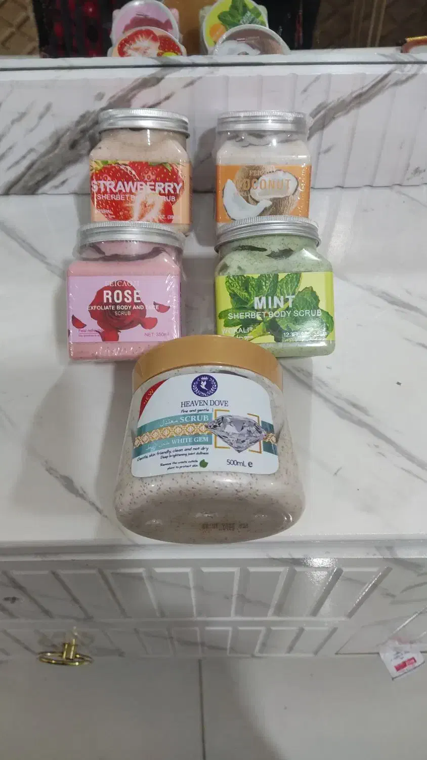 اسکراب صورت و بدن|آرایشی، بهداشتی، درمانی|زهک, |دیوار