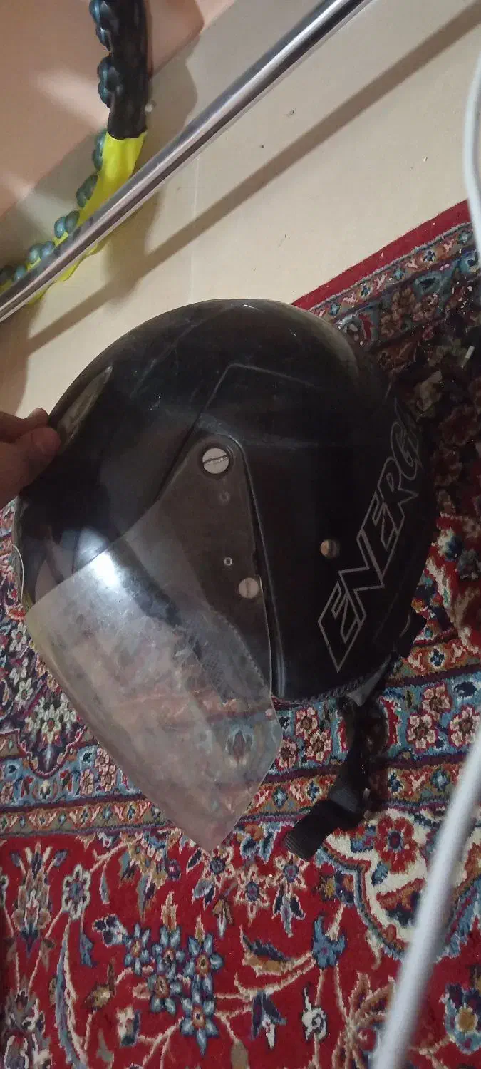 کلاه کاسکت|موتورسیکلت|برخوار, |دیوار