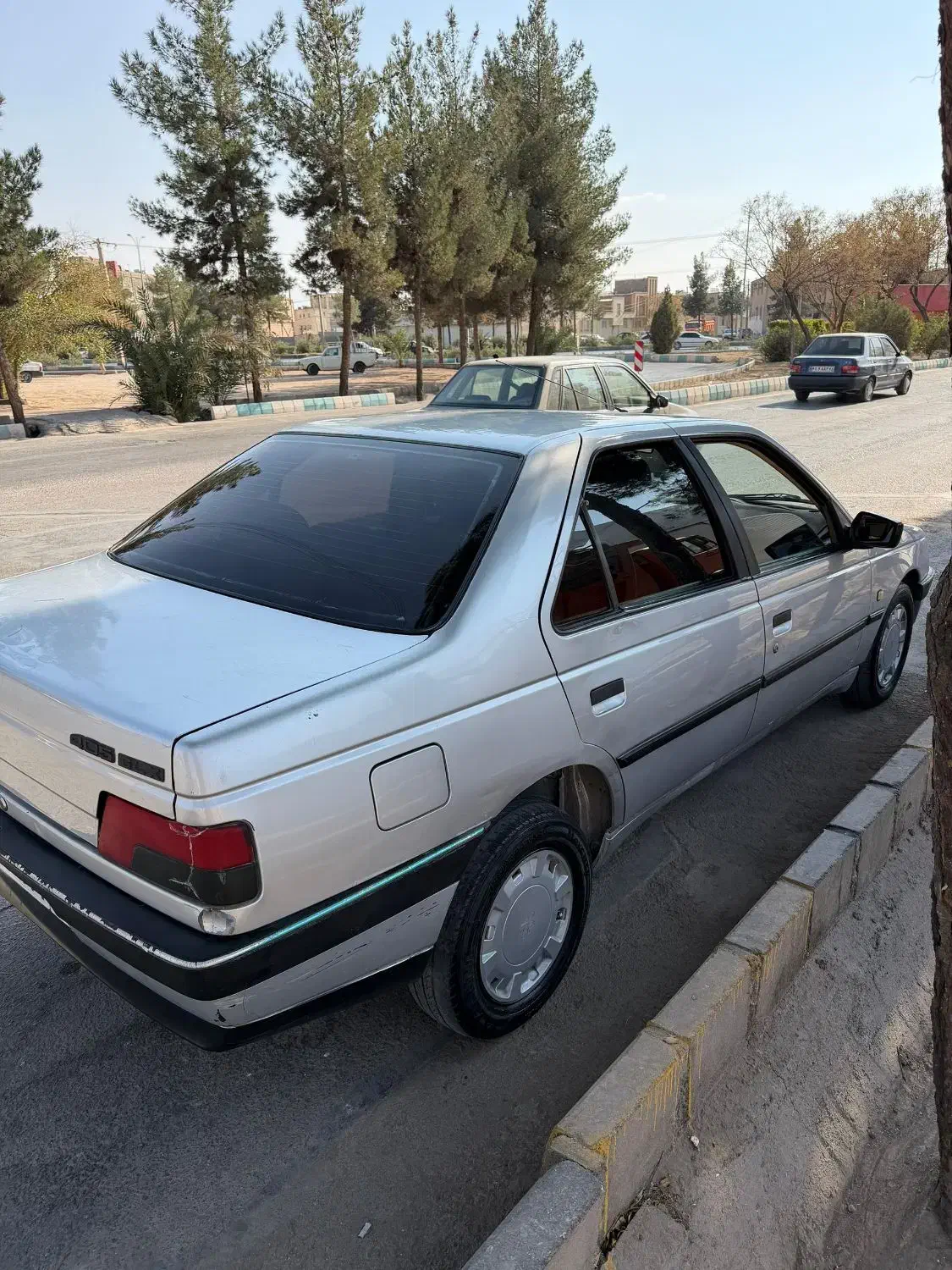 پژو ۴۰۵ دوگانه کارخانه مدل ۹۶|خودرو سواری و وانت|کرمان, |دیوار