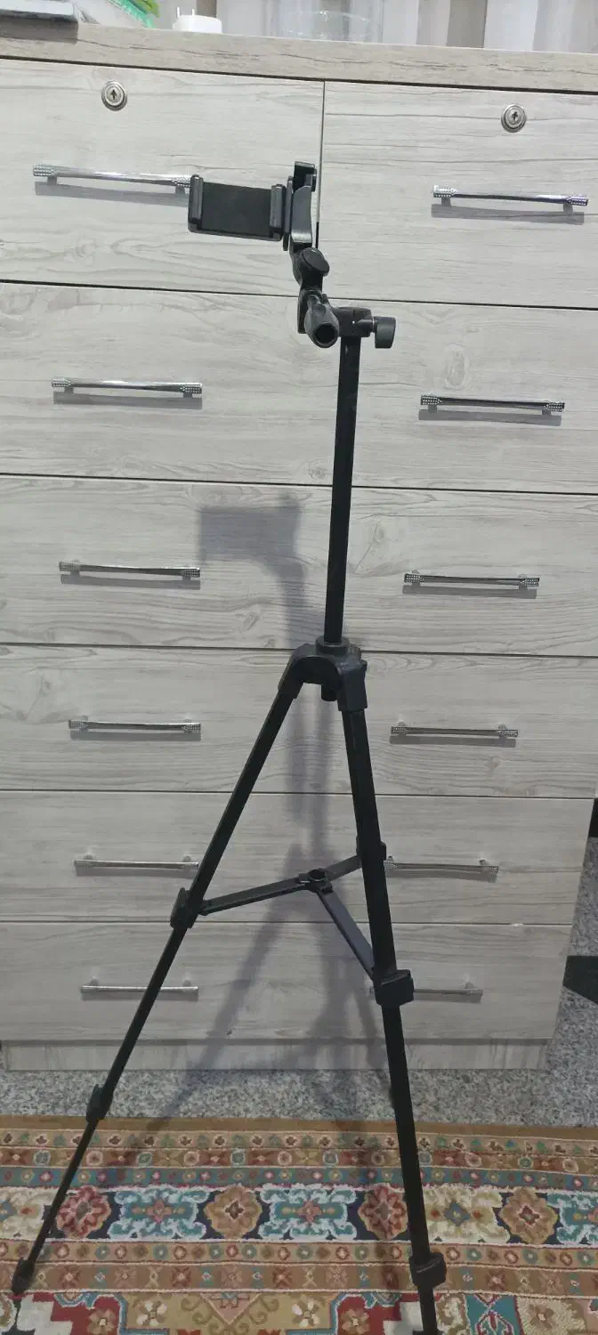 پایهگوشی و دوربین|دوربین عکاسی و فیلمبرداری|تهران, بلوار کشاورز|دیوار