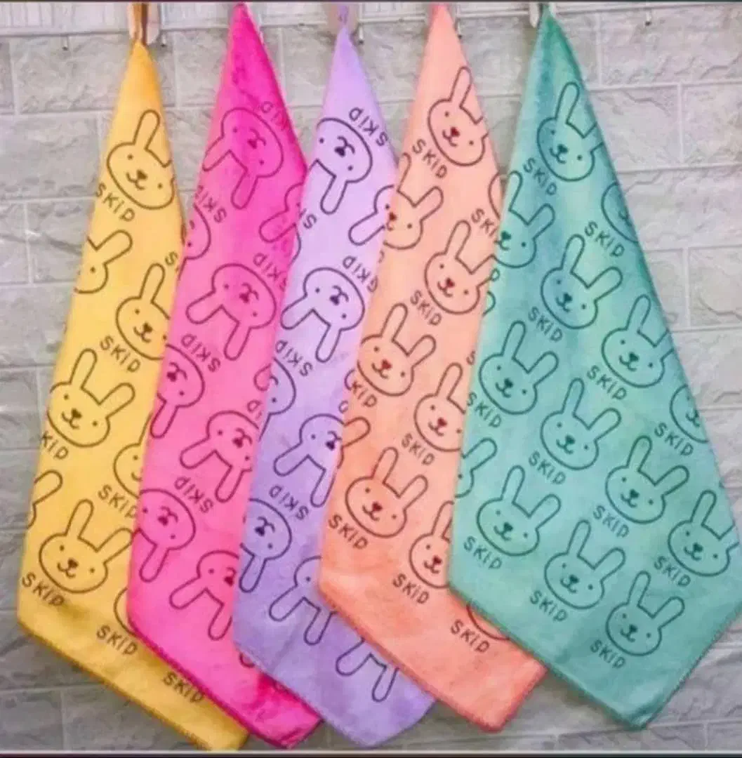 دستمال حوله ساده خرگوش پلیشی گلدار|سفره، حوله، دستمال آشپزخانه|قم, علی آباد سعدگان|دیوار