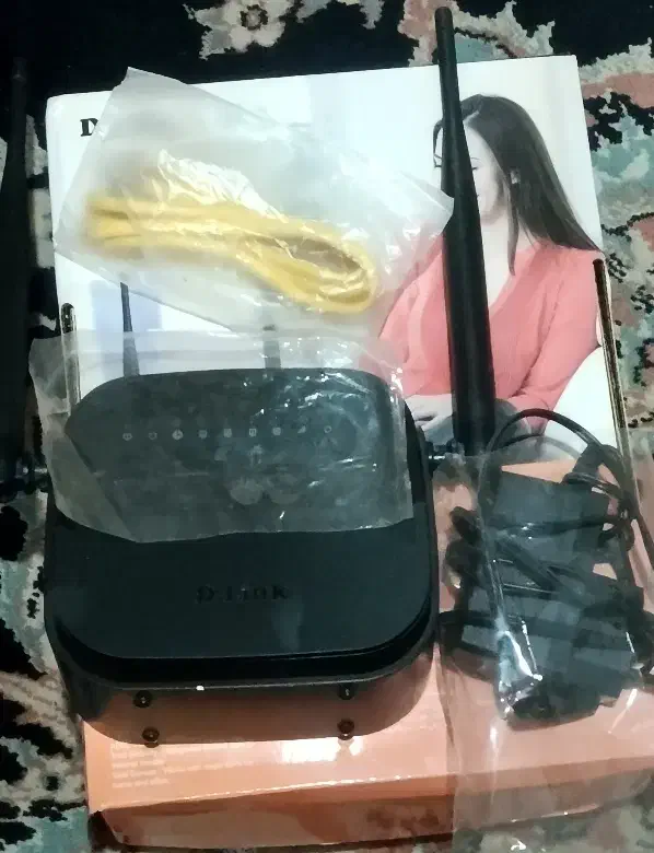 مودم D-Link کاملاً نو و بدون استفاده|مودم و تجهیزات شبکه|آستارا, |دیوار