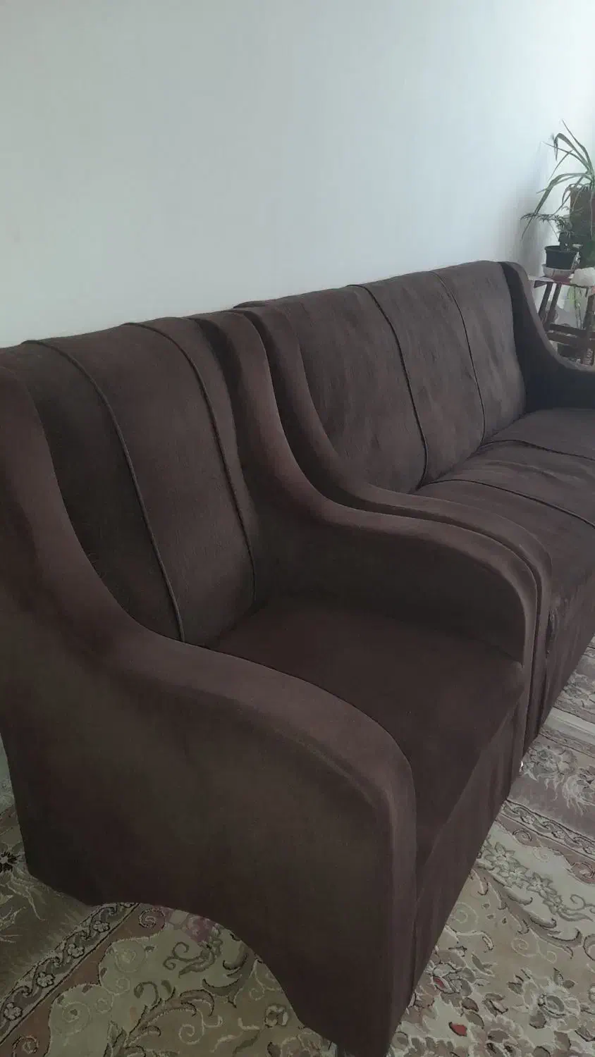 مبلمان|مبلمان خانگی و میز عسلی|زاوه, |دیوار