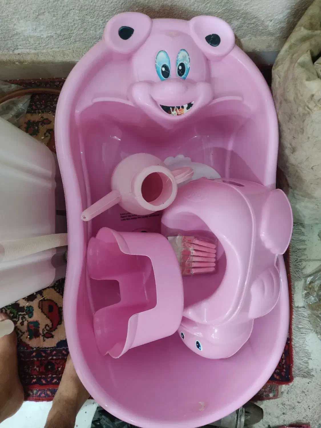 سرویس حمام بچه|اسباب و اثاث بچه|پیشوا, |دیوار