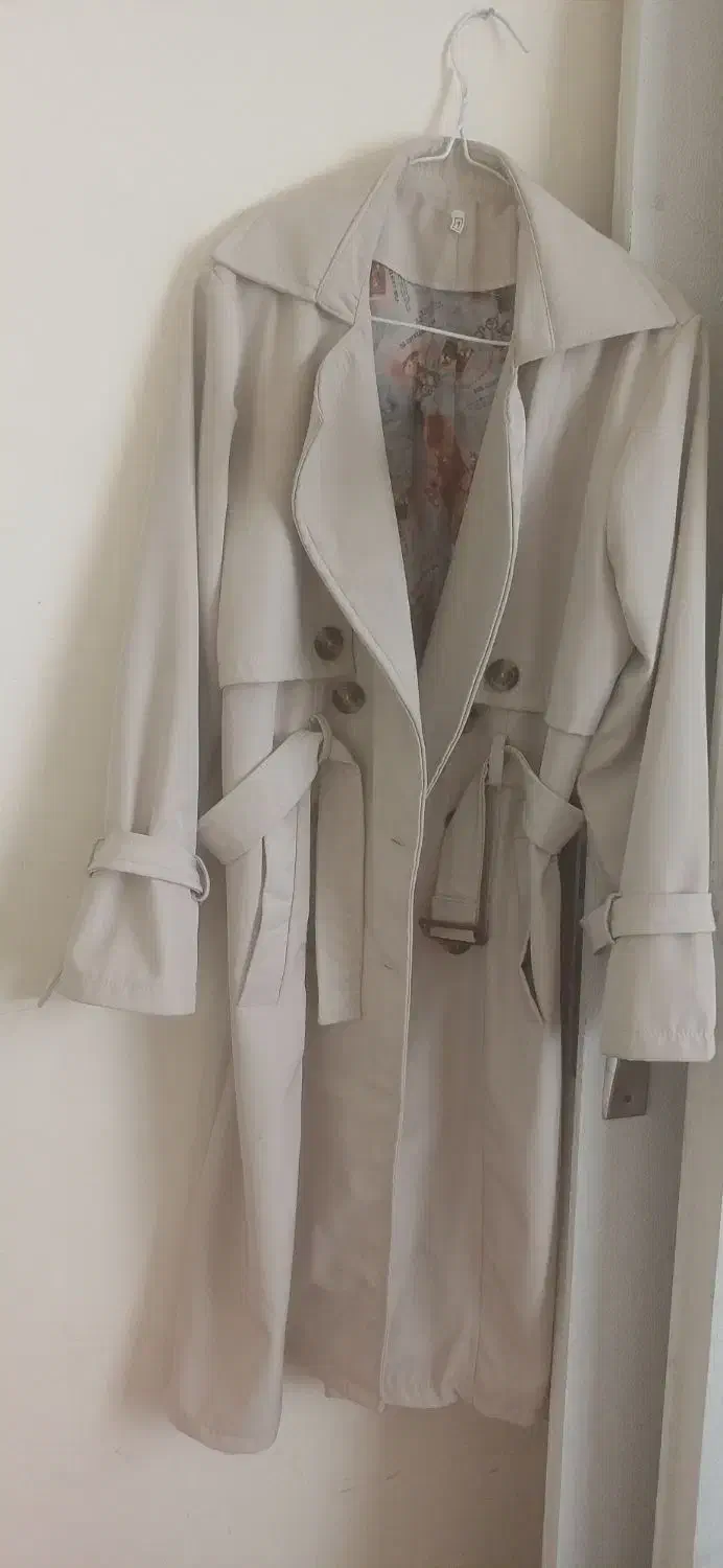 پالتو|لباس|قلقل رود, |دیوار