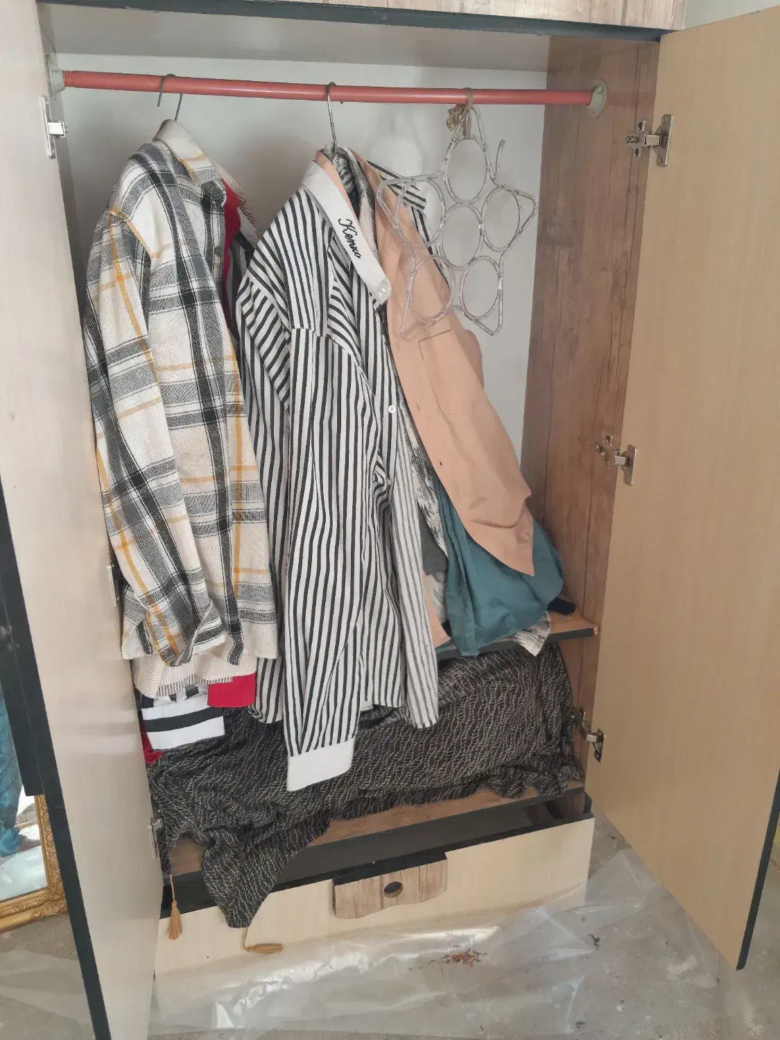 کمد  بچه|اسباب و اثاث بچه|گناباد, |دیوار