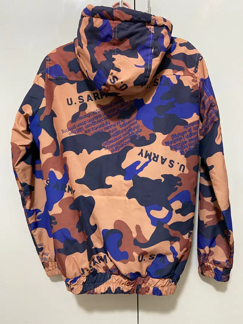 تعدادی کاپشن وپافر نو|لباس|کرج, حصارک پایین|دیوار