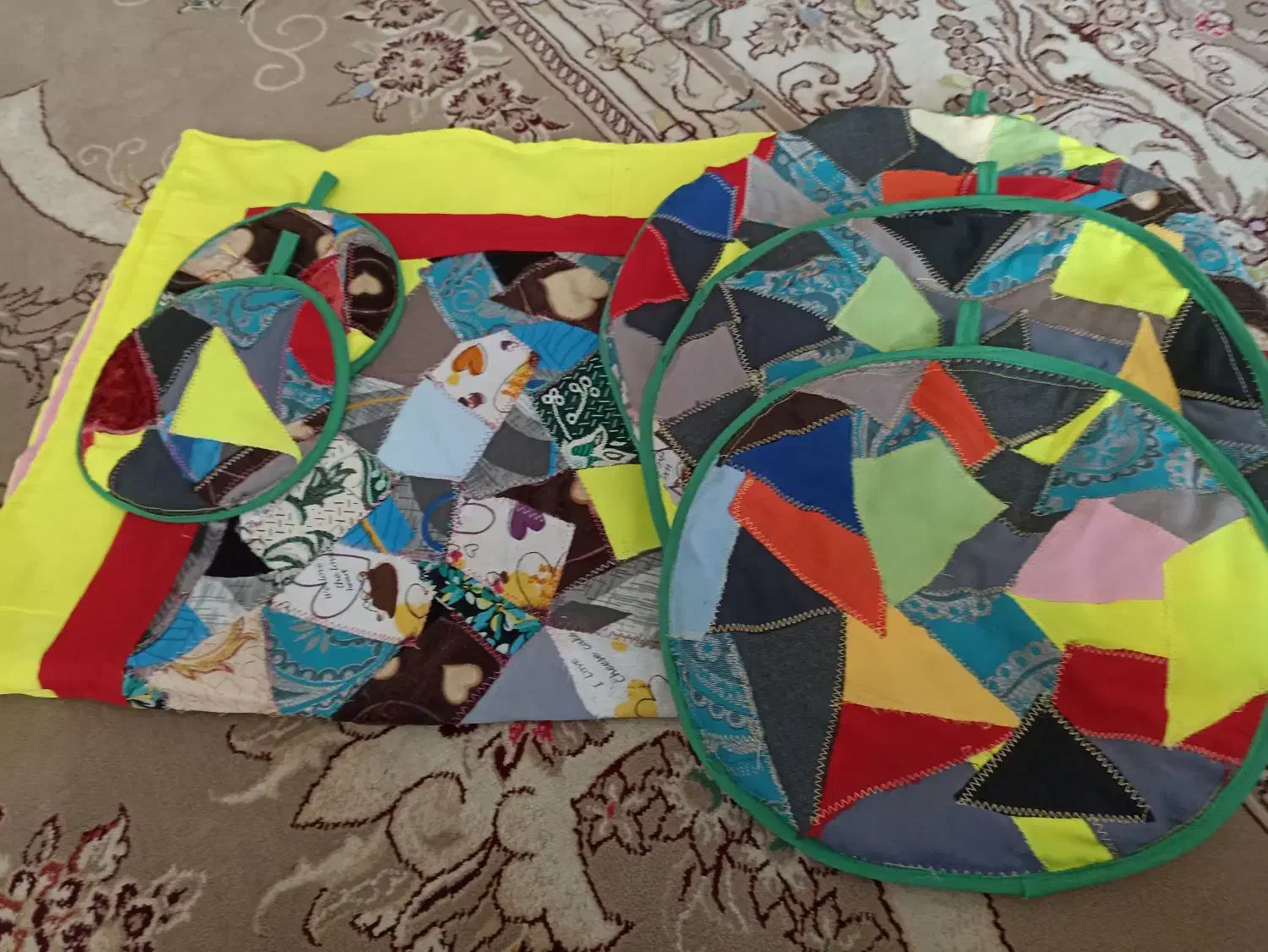 ست دمکنی ونمگیرودستگیره.چهل تیکه . سنتی و جذاب|سفره، حوله، دستمال آشپزخانه|خمینیشهر, |دیوار