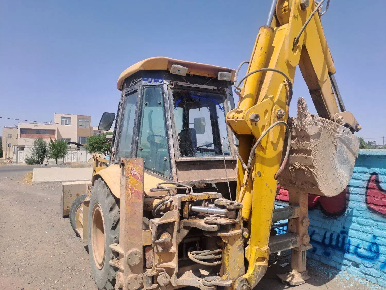 خدمات خاور و بیل مکانیکی وقاری|خدمات حمل و نقل|گناباد, |دیوار