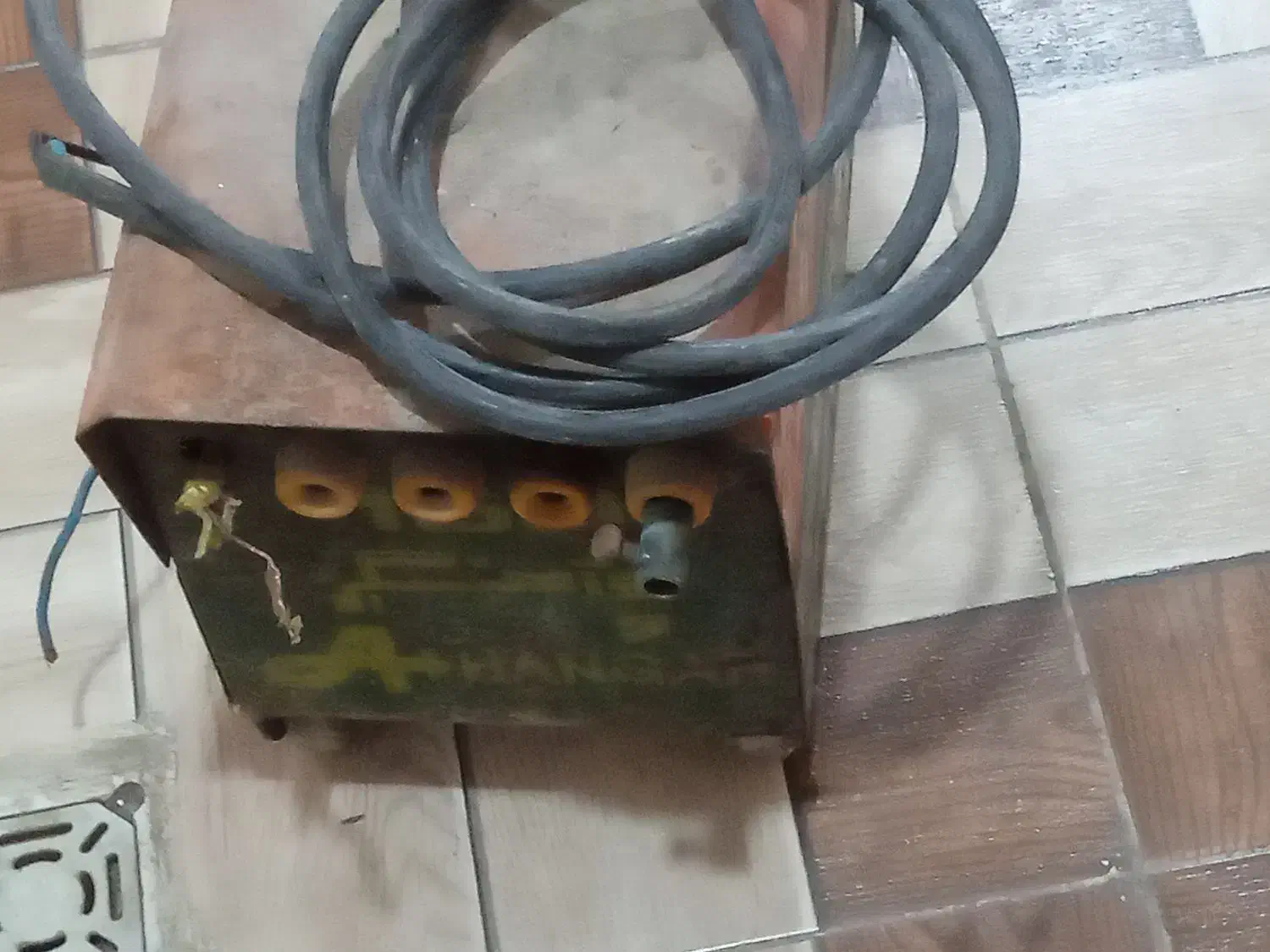 پنج قلم وسیله مورد نیاز|سایر لوازم برقی|پاکدشت, پاکدشت (مامازند)|دیوار