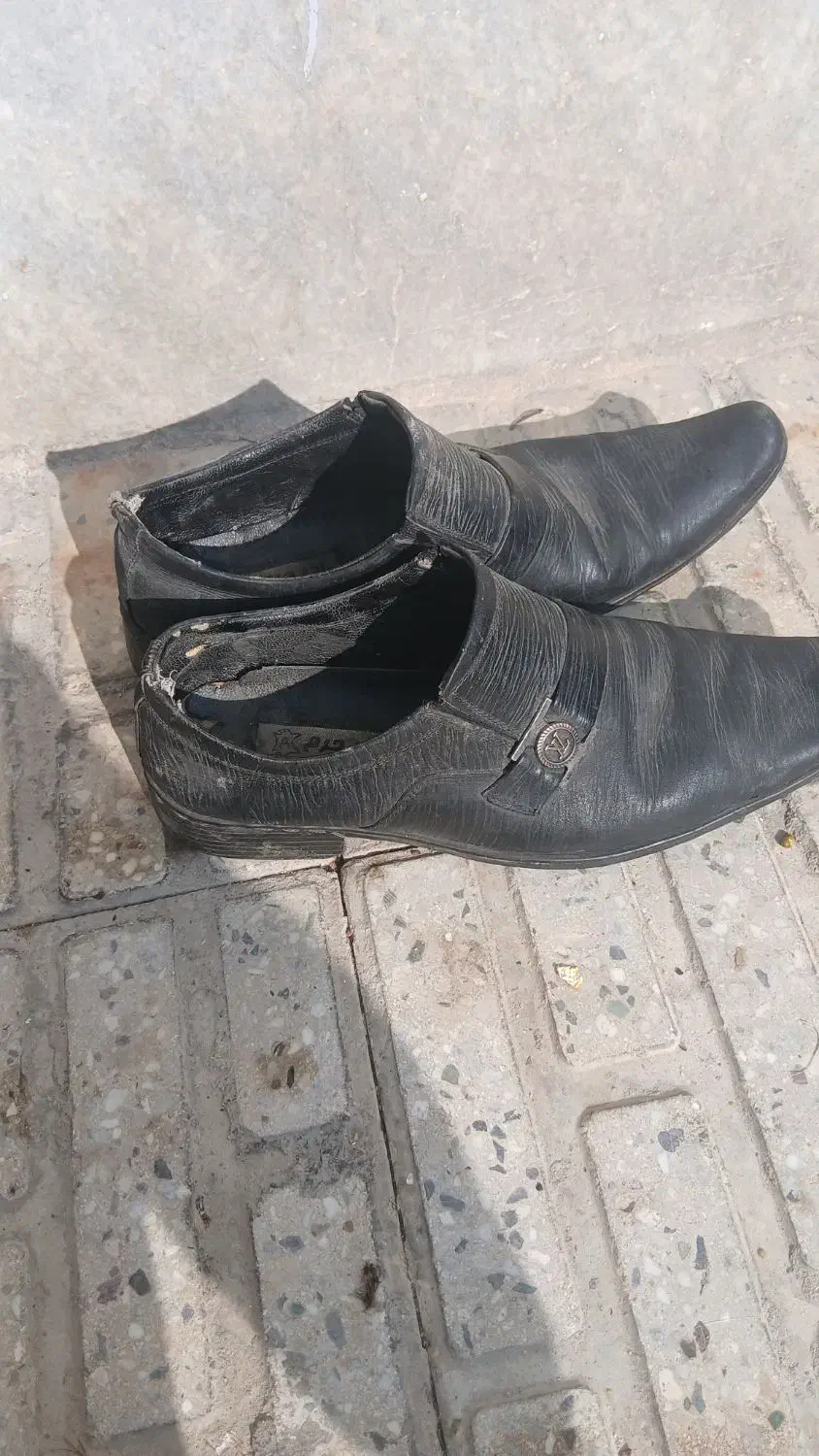 کفش دو عدد کفش چرمی سایز۴۲ و ۴۴|کیف، کفش، کمربند|ملایر, |دیوار